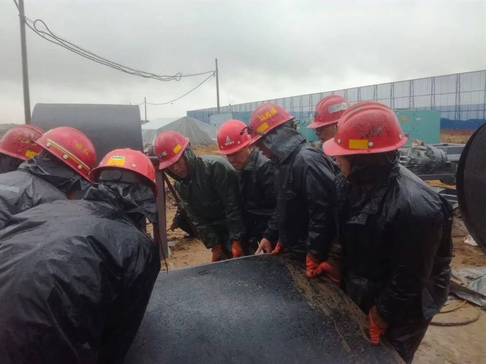 風(fēng)雨鏖戰(zhàn)在榆北