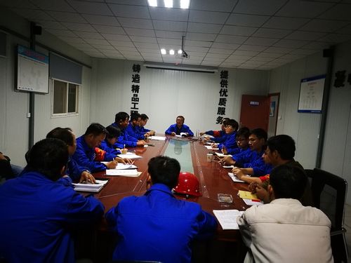 天工公司土建十五部“小小碰頭會(huì)”發(fā)揮大作用