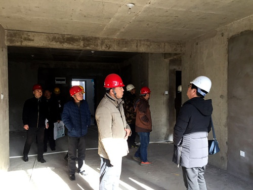 天工公司土建四部神木新村神南華府27、28#樓順利通過(guò)竣工驗(yàn)收