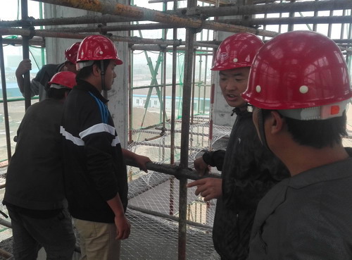 銅川分公司第六項(xiàng)目部全面落實(shí)企業(yè)安全生產(chǎn)主體責(zé)任