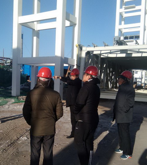 銅川分公司小保當(dāng)棧橋工程鋼桁架吊裝方案順利通過專家論證