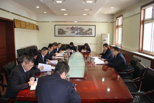 銅煤公司2017年度領導班子民主生活會相互批評“辣”味足