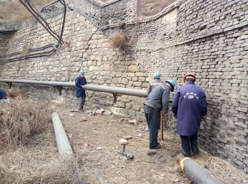 韓城分公司安裝六項(xiàng)目部積極施工桑樹坪煤礦煤場(chǎng)灑水供水系統(tǒng)工程受好評(píng)