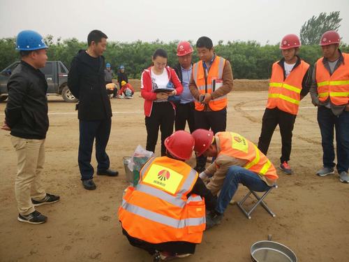 G242大荔縣公路建設路基工程順利通過市質(zhì)監(jiān)站交工驗收