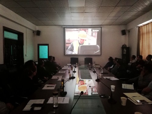 別樣的安全生產(chǎn)例會(huì)