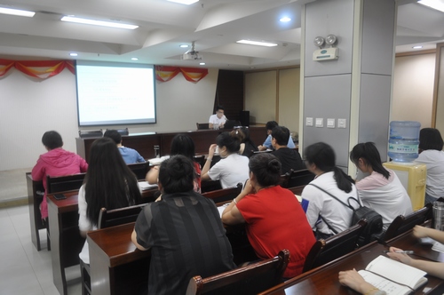 陜煤建設(shè)路橋分公司開班專治“新聞報道”疑難雜癥