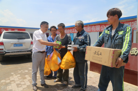 陜煤建設(shè)機(jī)電安裝公司啟動(dòng)“送清涼、查隱患、保安康”活動(dòng)