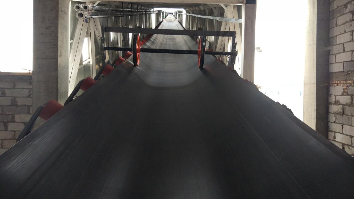 陜煤建設機電安裝公司曹家灘項目部承建的皮帶一次試運轉成功