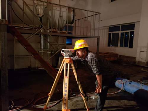 陜煤機電安裝公司承建的小保當?shù)V末煤倉倉下輸送設(shè)備安裝如火如荼