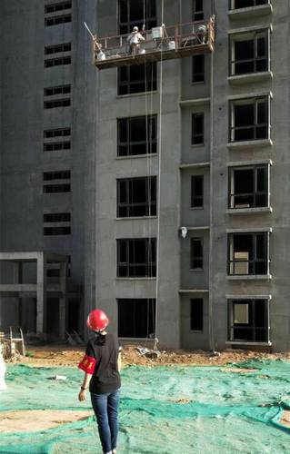 陜煤建設(shè)銅煤公司開展“上崗亮身份 現(xiàn)場嚴(yán)監(jiān)督”活動(dòng)