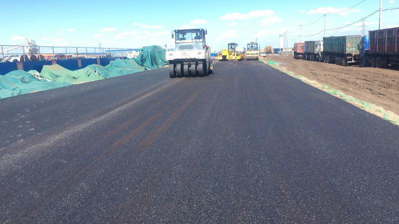 陜煤建設(shè)路橋分公司小保當(dāng)運煤專線道路順利通車