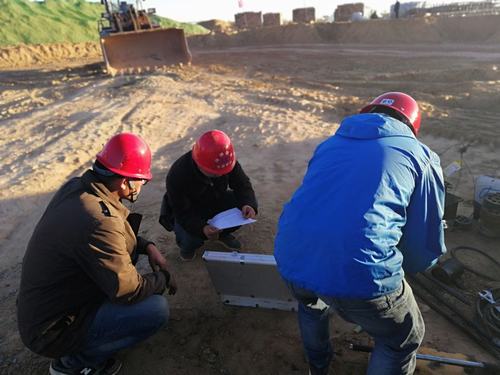 陜煤建設(shè)銅煤公司第八項(xiàng)目部承建的靖神鐵路孟家灣站臺(tái)維修車間綜合物資倉(cāng)庫(kù)完成工程樁試樁檢測(cè)