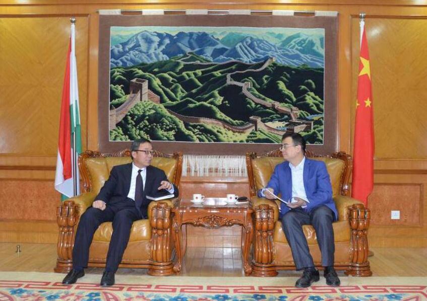 穆安營拜會中國駐塔吉克斯坦大使劉彬