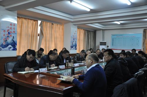 陜煤建設(shè)韓城分公司第一時間傳達落實建設(shè)集團聯(lián)合黨委12月26日兩項工作部署會議精神