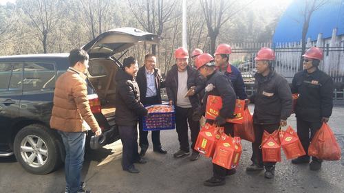 堅(jiān)守崗位，我們一直在......