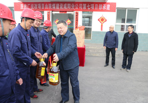 瞧，我們的春節(jié)這樣過