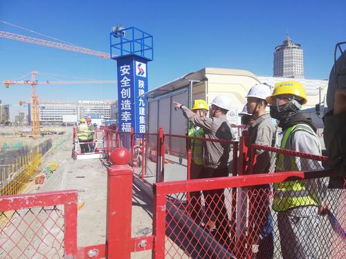 陜煤建設(shè)銅煤公司第一項(xiàng)目部在對標(biāo)學(xué)習(xí)交流中提升“內(nèi)功”