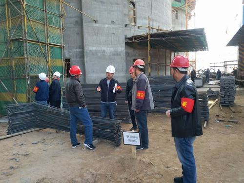 陜煤建設(shè)韓城分公司工會(huì)組織職工代表開展安全巡查活動(dòng)