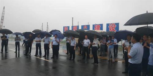 銅川市、渭南市領(lǐng)導(dǎo)率團(tuán)觀(guān)摩渭南分公司南京金龍純電動(dòng)商用車(chē)項(xiàng)目