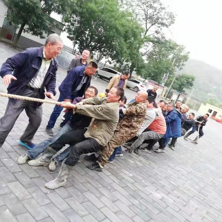 陜煤建設(shè)天工公司施工現(xiàn)場忙堅守  特別團(tuán)圓中秋月