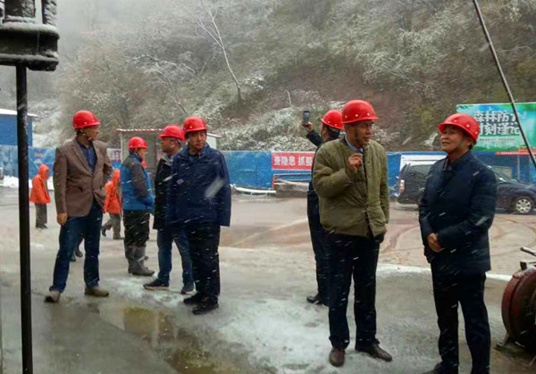 楊讓順一行蒞臨陜煤建設(shè)礦建三公司在建項目檢查指導(dǎo)工作