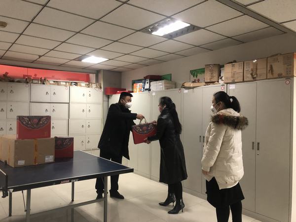 陜煤建設(shè)礦建二公司開展“抗疫情、巾幗夢(mèng)”活動(dòng)