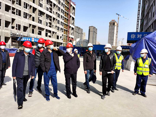 陜煤集團基本建設管理部檢查指導藍山水岸項目防疫及復工復產工作