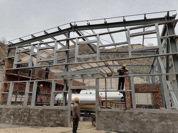 天工公司安裝三部永興煤礦地面土建及安裝工程生產(chǎn)不誤時