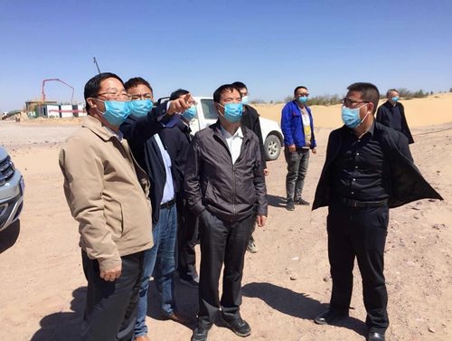 靖神鐵路公司領(lǐng)導(dǎo)蒞臨路橋分公司靖神鐵路項目部檢查指導(dǎo)