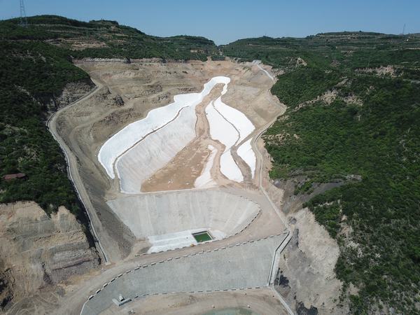 陜煤建設(shè)韓城分公司龍鋼綜合渣場(chǎng)項(xiàng)目如期履約傳捷報(bào)