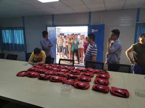 陜煤建設(shè)銅煤公司榆林項目部開展獨具特色的“送清涼保安全”活動