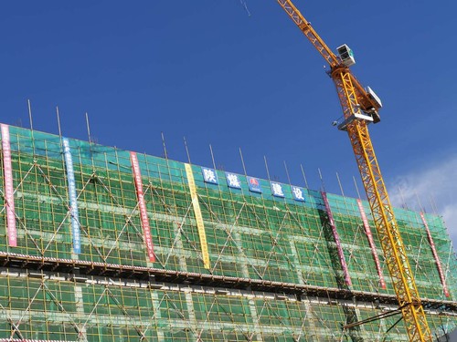 陜煤建設(shè)銅煤公司第八項目部靖神鐵路 孟家灣機輛中心建設(shè)項目單身宿舍樓順利封頂