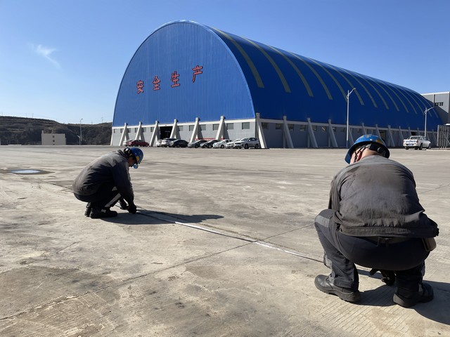 陜煤建設(shè)洗選煤運營公司安裝第五項目部： 堅守崗位度佳節(jié) 年味一分也不減