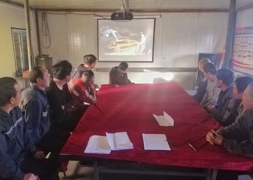 陜煤建設(shè)洗選煤運營公司第一項目部:集中學(xué)史強黨性 理清線索辦實事