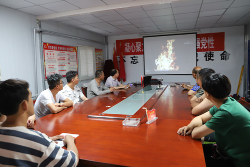 陜煤建設(shè)機(jī)電安裝公司陜北黨支部開展主題黨日活動(dòng)話初心