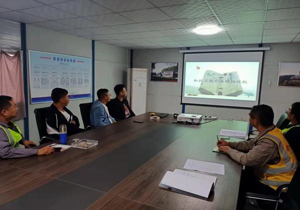 陜煤建設(shè)銅煤公司第三項目部召開“銘記歷史，勿忘國恥 紀(jì)念九一八事變90周年”專題學(xué)習(xí)會