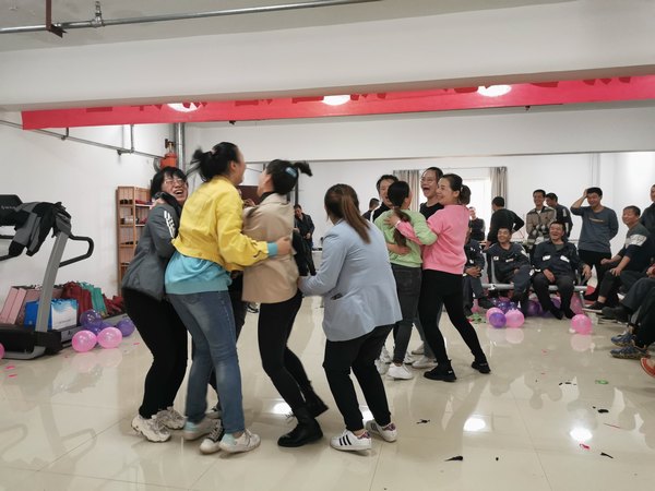 陜煤建設(shè)洗選煤運(yùn)營公司澄合山陽項(xiàng)目部舉辦“慶十一”職工趣味文體活動(dòng)