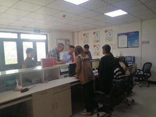 建設(shè)集團(tuán)大秦置業(yè)公司：稀罕事！物業(yè)給業(yè)主發(fā)福利了