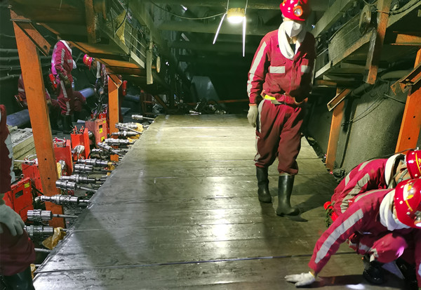 陜煤建設(shè)機電安裝公司曹家灘項目部圓滿完成大檢修任務