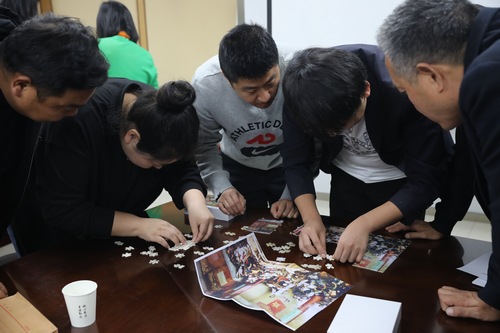 陜煤建設(shè)路橋分公司開展黨史我來(lái)“拼”活動(dòng)