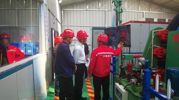 陜煤建設(shè)礦建二公司第三項(xiàng)目部順利通過開工驗(yàn)收