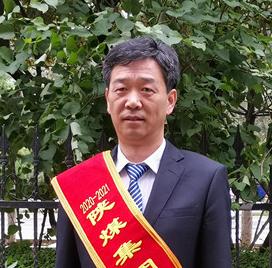 堅(jiān)守施工一線  矢志不渝追夢