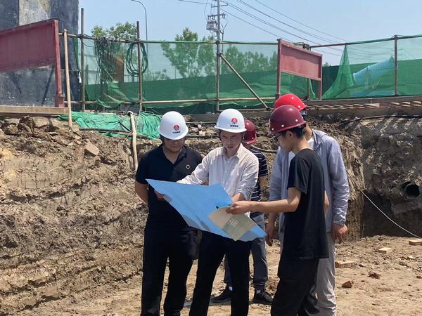 陜煤建設(shè)渭南分公司第五項目部承建的河北龐源文安工程裝備智能制造、再制造項目綜合樓順利通過基坑驗收