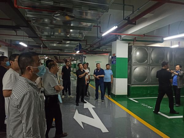 陜煤建設(shè)天工公司清源小區(qū)項(xiàng)目迎蒲城縣人防辦觀摩交流團(tuán)