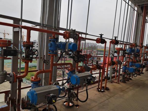 陜煤建設(shè)洗選煤運營公司第六項目部：6.6萬噸不飽和聚酯樹脂項目調(diào)試打壓成功