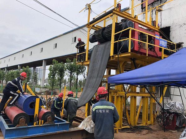 陜煤建設(shè)機(jī)電安裝公司各項(xiàng)目部施工現(xiàn)場如火如荼