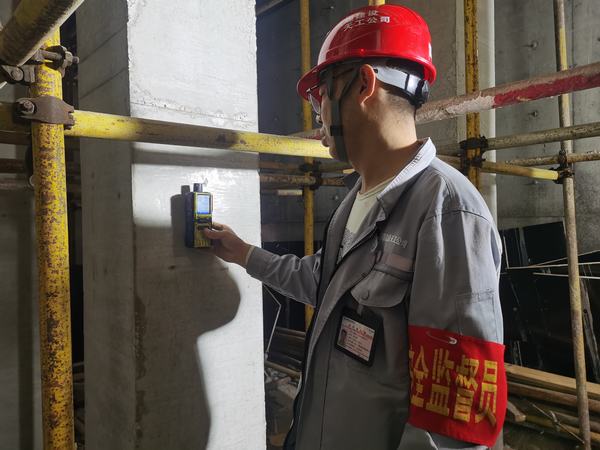 陜煤建設天工公司土建十部 節(jié)日查隱患 讓安全管理成為“永不消逝的電波”