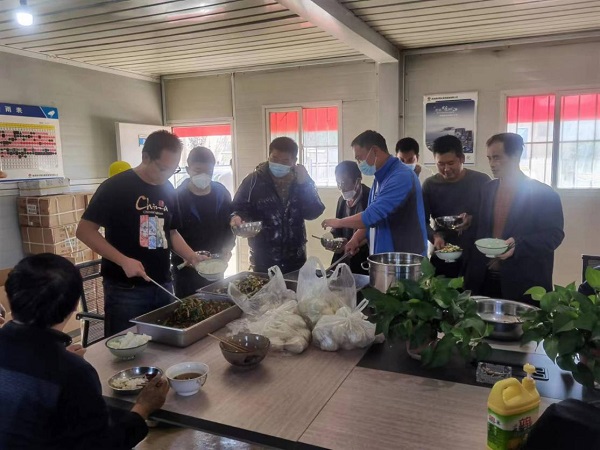 陜煤建設(shè)綠宇公司：蒲城倒班樓項目 嚴把質(zhì)量促進度 加班加點趕工期