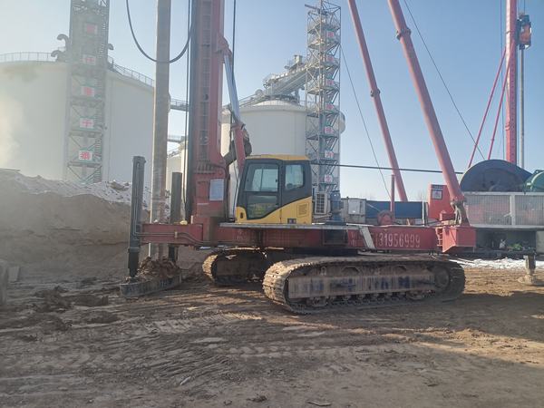 陜煤建設(shè)銅煤公司基層項(xiàng)目部寒冬不打烊，施工建設(shè)大干正酣