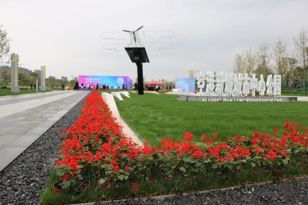 回望中有展望   以“奮斗”奔向2023